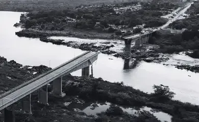 DNIT inicia retirada de veículos da ponte Juscelino Kubitschek
