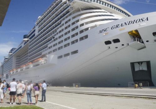 Saúde garante assistência a turistas de transatlântico que atracou em Maceió 