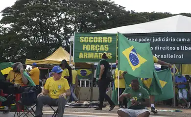 Moraes valida acordos e manda soltar 46 presos pelo atos golpistas