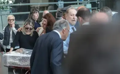 Corpo de ex-delegado-geral executado em Praia Grande é velado na Alesp
