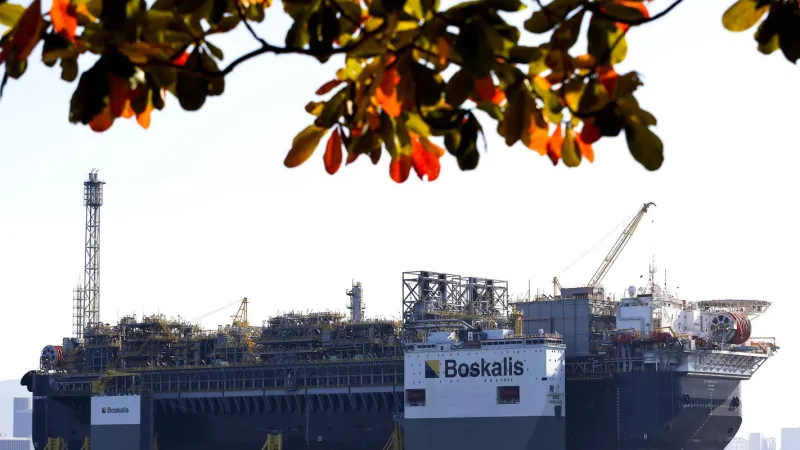 Petróleo sobe 2% com suspensão de exportações pela China