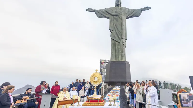 Cristo Redentor inova com tapete de patchwork no Corpus Christi