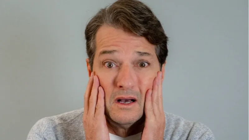 O Ator Marcelo Serrado chega a Maceió com seu show de comédia “Terapia”