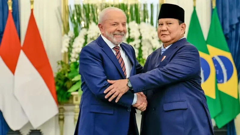 Na Indonésia, Lula confirma que irá disputar quarto mandato presidencial em 2026
