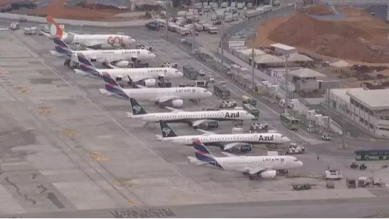 Anac nega pane e diz que paralisação em voos se deu por suspeita de incêndio