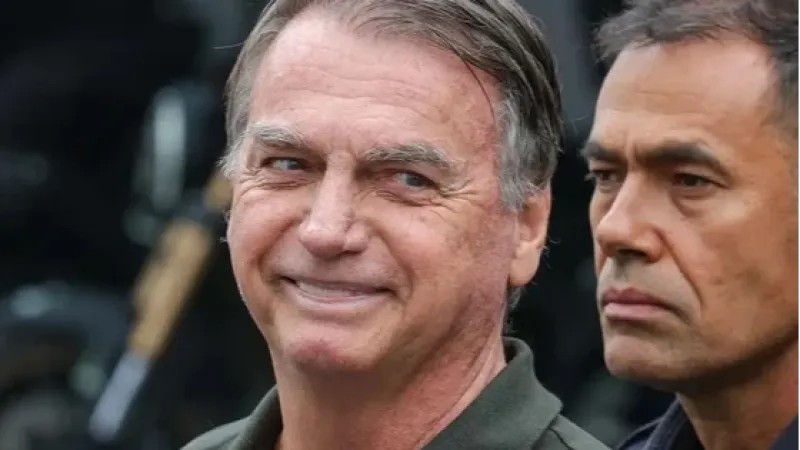 Defesa pede autorização de Moraes para cirurgia de Bolsonaro no Natal