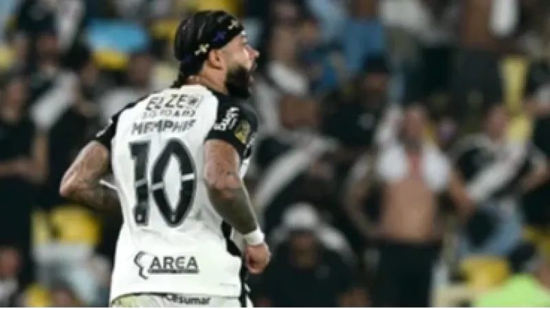 Após título da Copa do Brasil, Memphis pede por mudanças no Corinthians