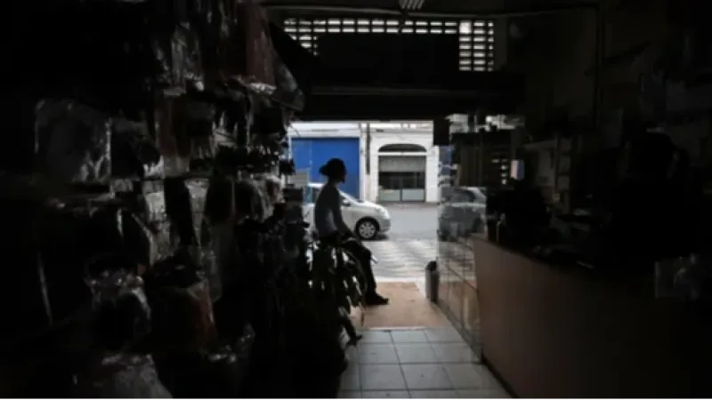 Justiça ordena que Enel reestabeleça energia elétrica; multa é de R$ 200 mil por hora