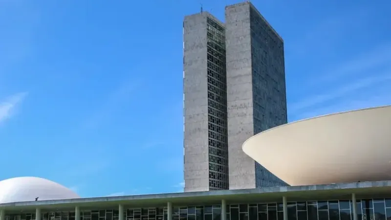 Quatro bancadas da Câmara acionam STF contra PL da Dosimetria