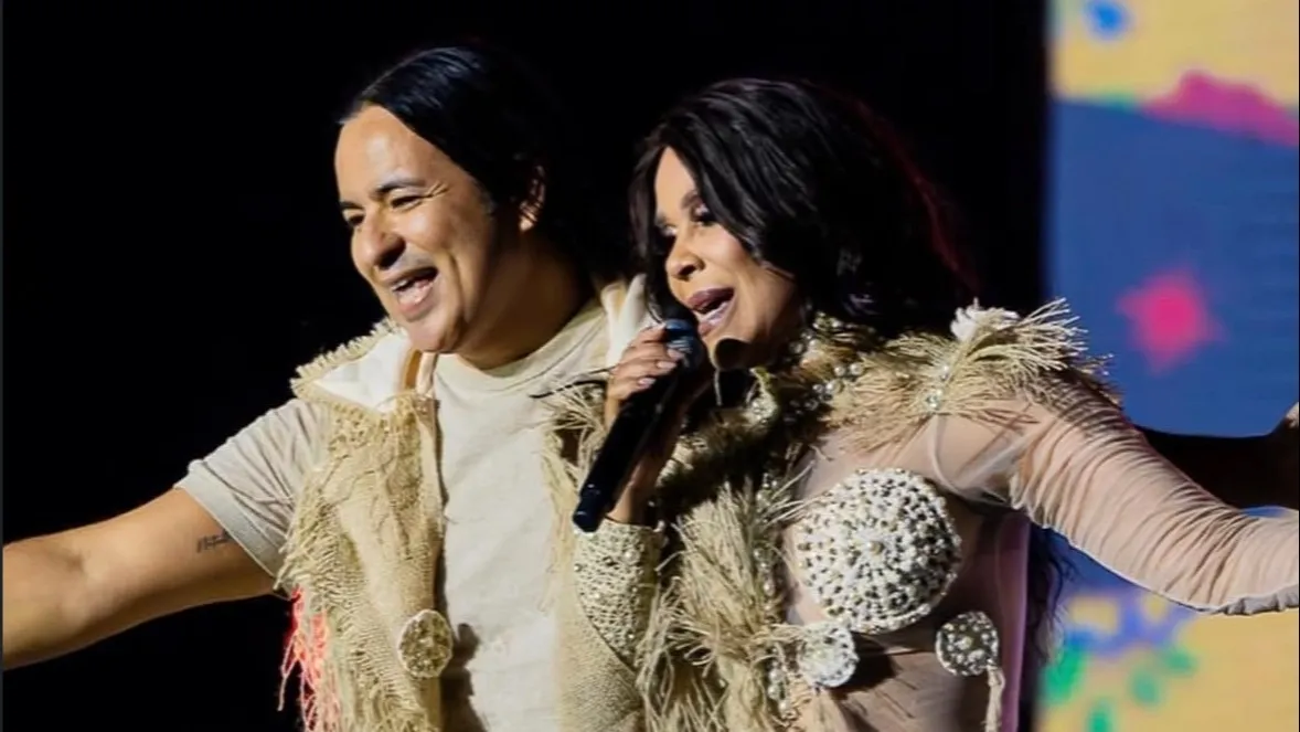Silvânia & Berg fazem história no primeiro São João da dupla e conquistam títulos de Melhor Artista e Melhor Show