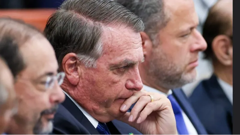 STF: recursos de Bolsonaro e seis réus começam a ser julgados