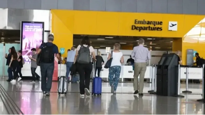 Congonhas e Guarulhos têm voos cancelados nesta sexta-feira