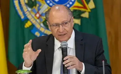 Geraldo Alckmin é diagnosticado com covid-19