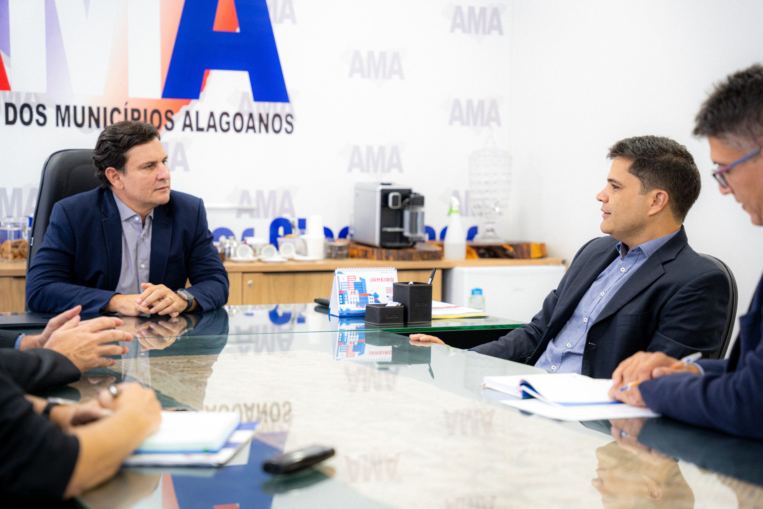 Presidente da AMA recebe visita da CGU e reforça parceria com órgãos de controle 