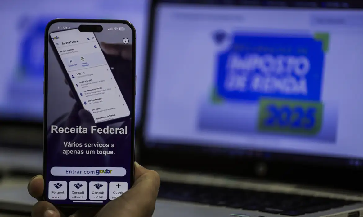 IR 2025: saiba como incluir dependentes e deduzir despesas