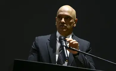 Moraes convoca 1ª Turma para julgar suspensão da plataforma X