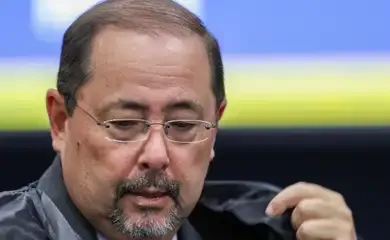 Não há uma única prova que ligue Bolsonaro a golpe de 8/01, diz defesa