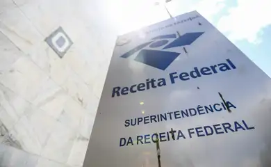 Receita paga nesta quinta-feira restituições de lote residual do IRPF