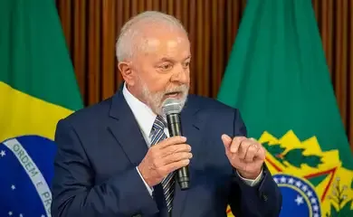 Lula reforça importância da memória para garantir democracia
