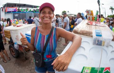 Segurança Cidadã orienta ambulantes que vão trabalhar nas prévias carnavalescas