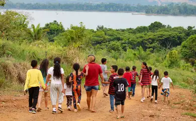 Ações educativas ajudam povos amazônicos a lidar com crise climática