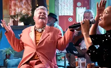 Samba na Gamboa com Milton Cunha traz desfiles históricos do carnaval