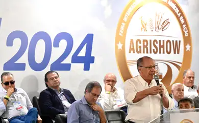 Alckmin defende diálogo com Congresso sobre desoneração da folha