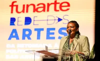 Ministra defende criação de marcos da cultura para evitar retrocessos