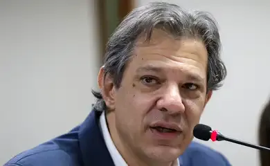 Haddad diz que continuará a buscar déficit zero em 2024