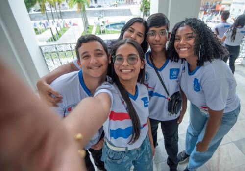 Rede estadual volta às aulas nesta segunda-feira com 175 mil estudantes matriculados