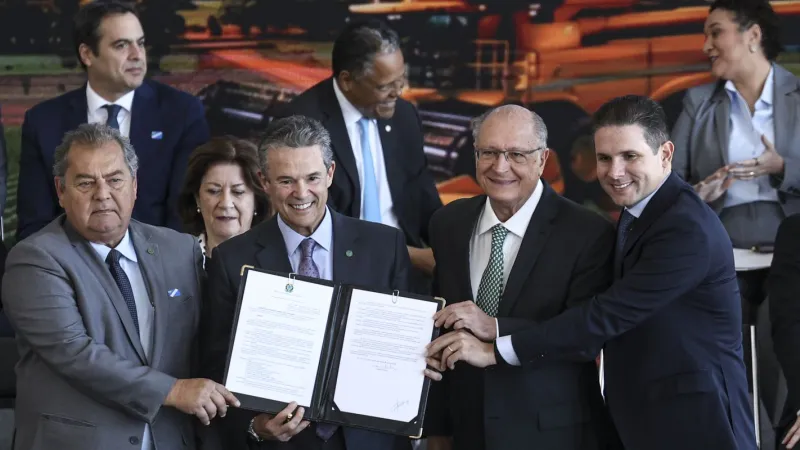 Governo federal lança Plano Safra 2026/2027 de R$ 525,1 bilhões
