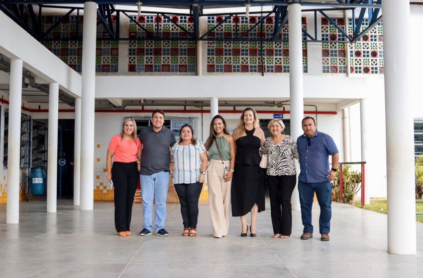 Secretário de Educação encerra ano com últimas visitas a escolas