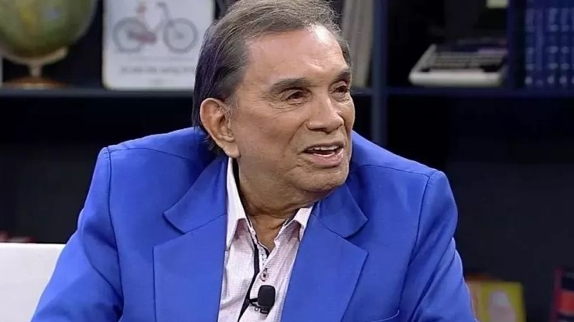Dedé Santana é detonado por fazer harmonização facial