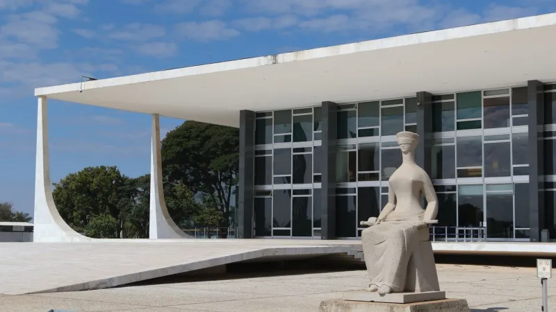 STF retoma julgamento sobre alcance da Lei Maria da Penha