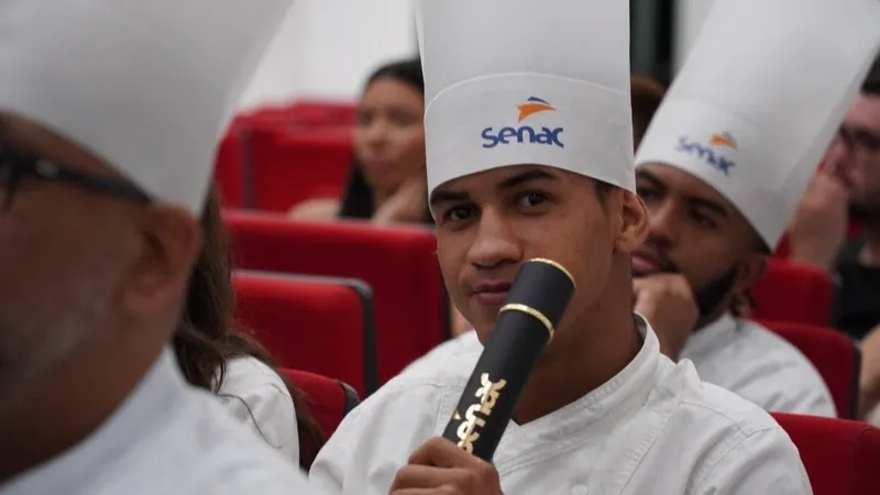 Formação profissional do Senac impulsiona avanços na carreira de mais de 250 mil ex-alunos