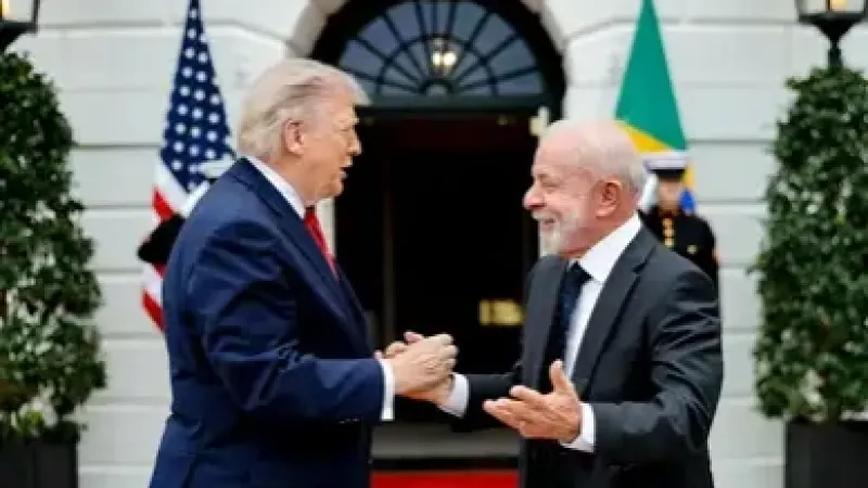 "Ninguém respeita lambe-botas", diz Lula sobre reunião com Trump
