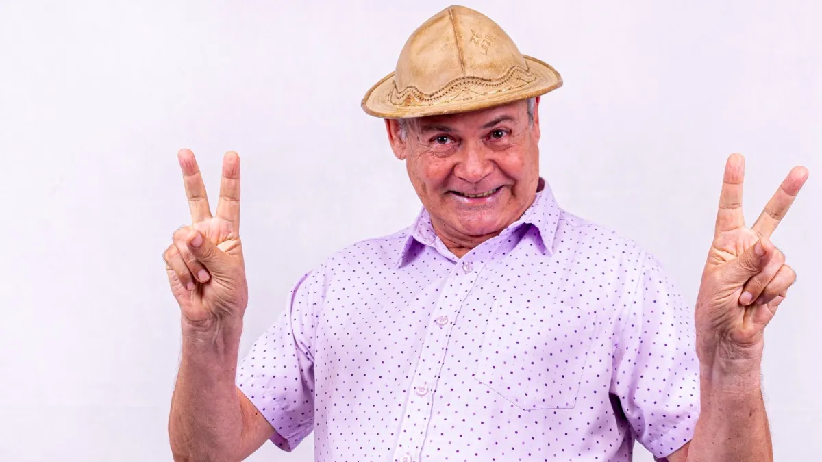 Com duas apresentações, Zé Lezin volta a Maceió com espetáculo “Tbt do Matuto”