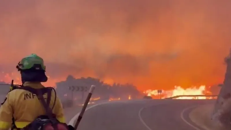Quase 260 mil deixam casas em áreas de incêndio na Espanha e na França
