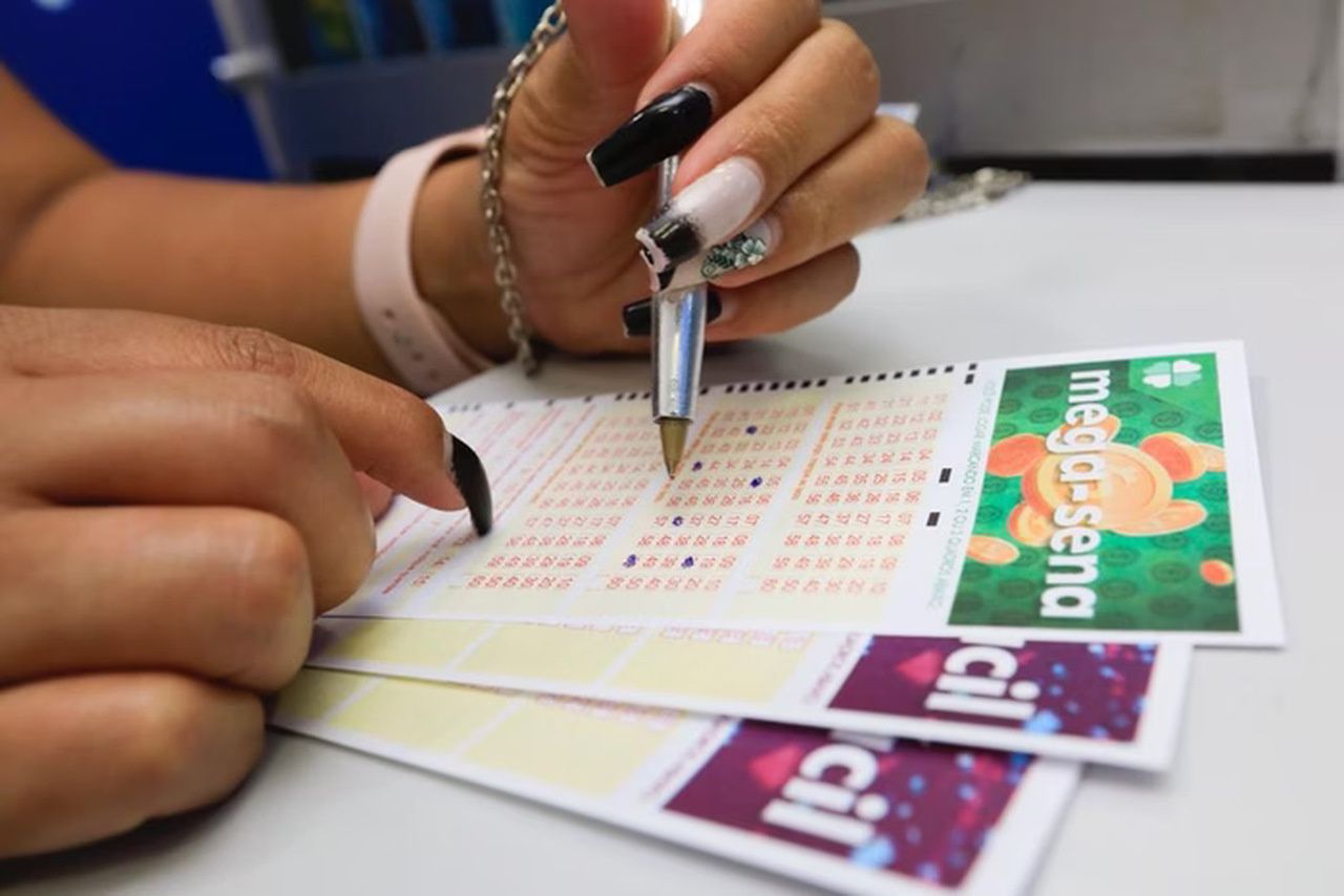 Jogo da Mega vencedor de R$ 62 mi estava em vitrine e quase “empacou”