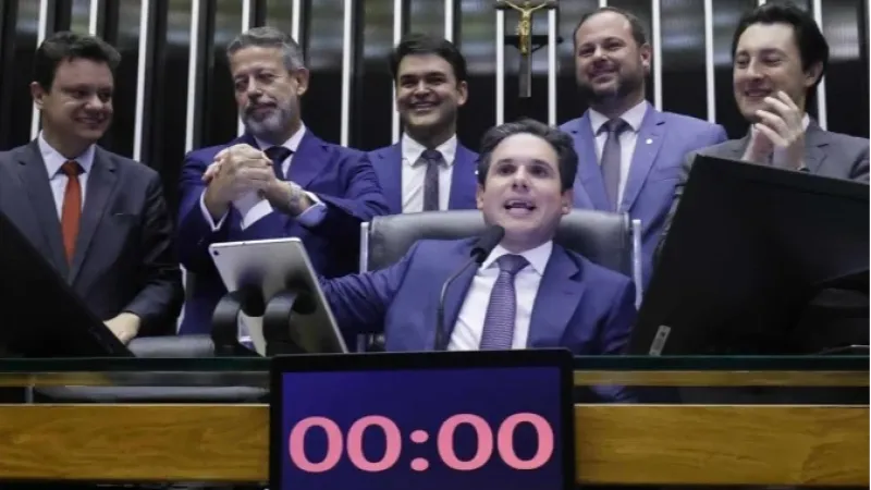 Isenção do IR tem aprovação histórica na Câmara