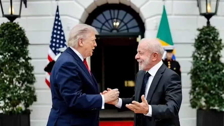 Em relatório, embaixada dos EUA reconhece vitória de Lula e a chama de 'definitiva'