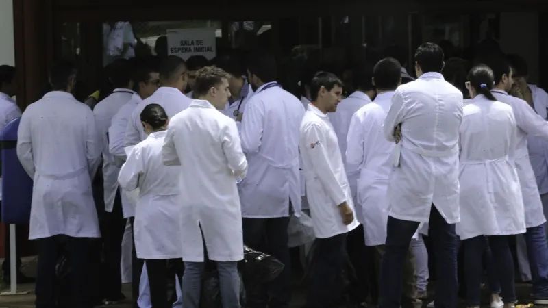 Enare: inscrição para residência médica com pré-requisito segue até 4ª