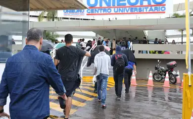 Prova do Enade será aplicada a partir das 13h30; portões fecham às 13h