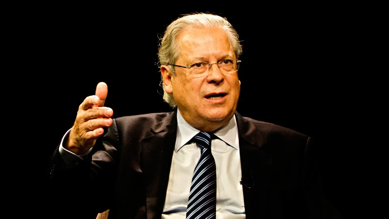 ‘Estão dizendo que os mensaleiros querem voltar; nós nunca saímos’, diz José Dirceu