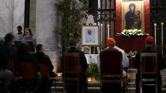 Mais de 60 mil fiéis já visitaram o velório do papa Francisco