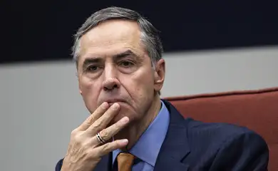 "Não se mexe em instituições que estão funcionando", diz Barroso