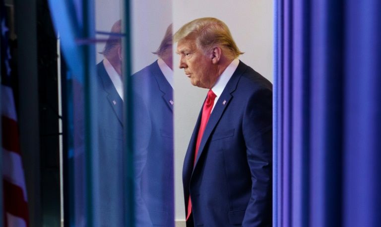 Juíza federal definirá data para julgamento histórico de Trump