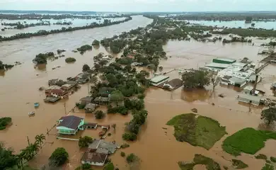 Temporais causam 8 mortes no RS; 21 pessoas estão desaparecidas