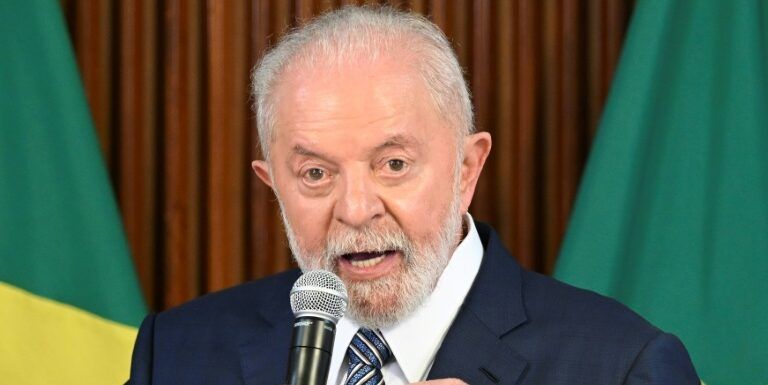 Lula provoca Bolsonaro e diz que filhos deveriam renunciar já que duvidam das urnas eletrônicas