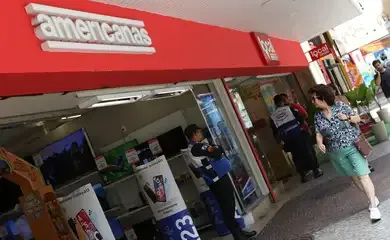 Ex-CEO das Americanas é solto em Madri